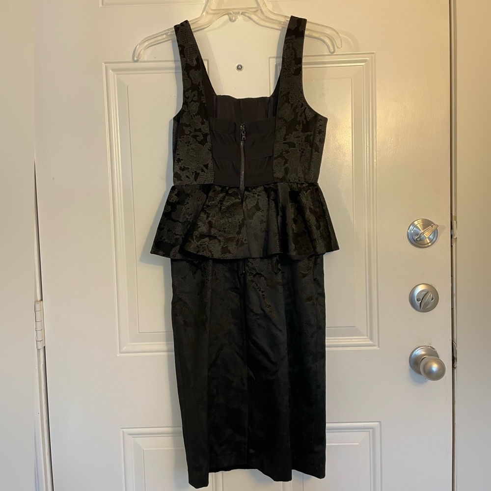 Alice + Olivia Black Velvet Corset Peplum Bodycon Sleeveless Midi Dress Size 4 - Picture 12 of 17